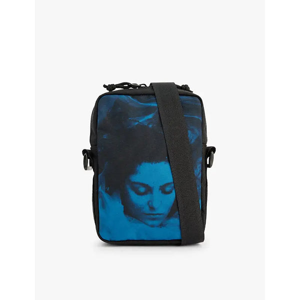 Undercover Twin Peaks Blue Lady photographic-print woven crossbody bag | Undercover