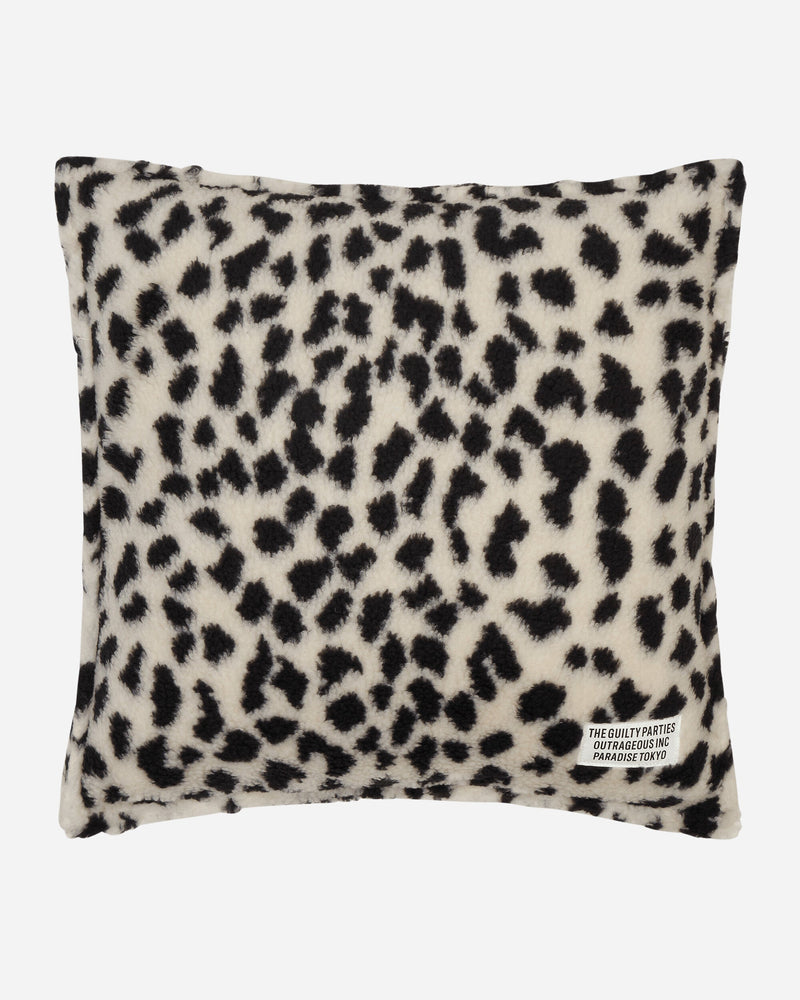 WACKO MARIA Boa Cushion White