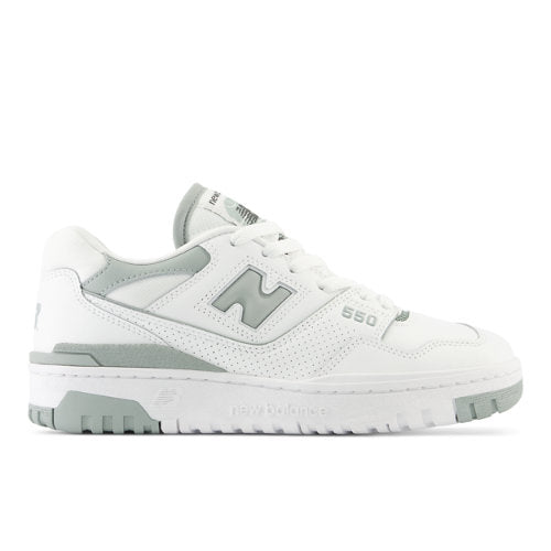 New Balance 550 in White Green Leather Narrow