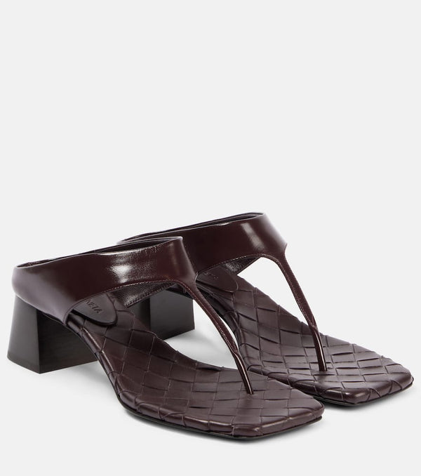 Bottega Veneta Marella Intrecciato 45 leather thong sandals