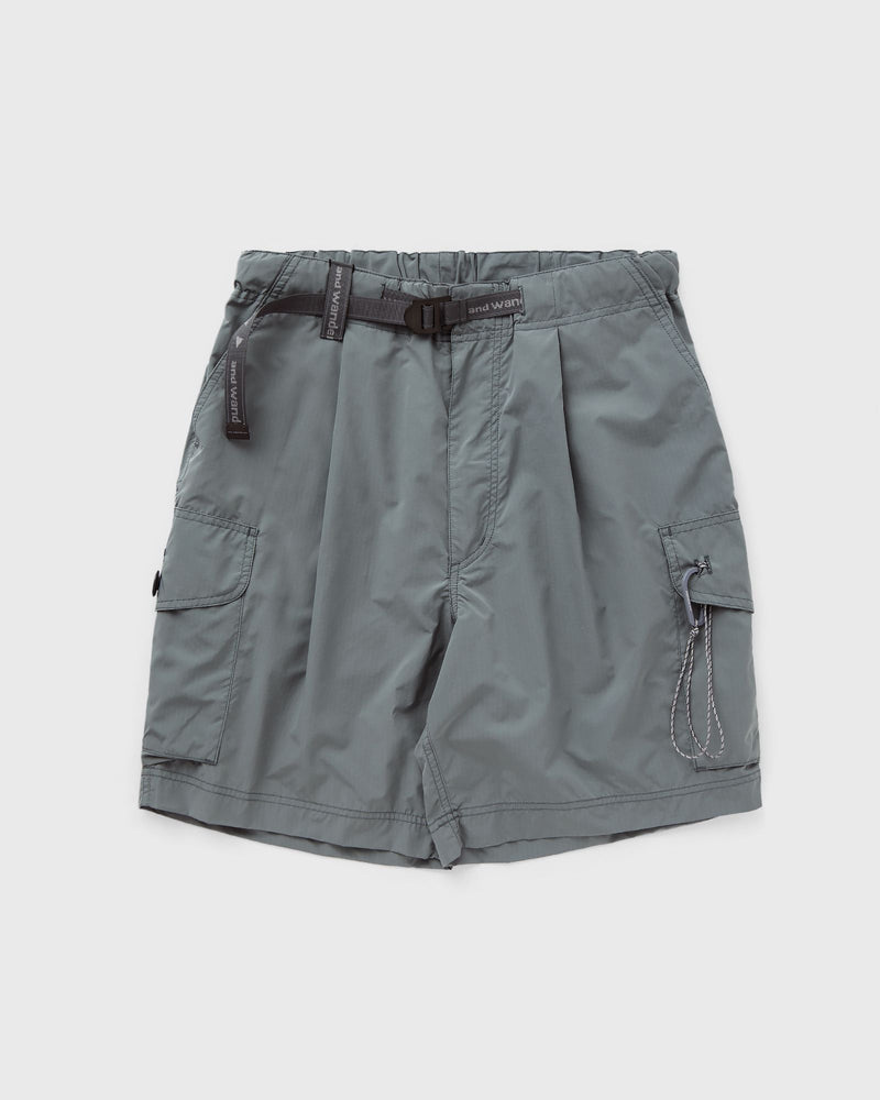 And Wander OVERSIZED CARGO SHORTS green