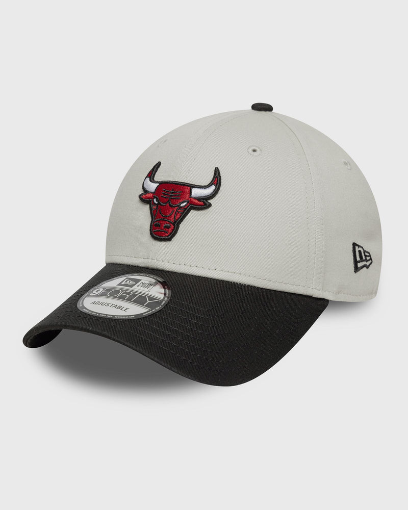 new era COLOUR BLOCK 9FORTY CHICAGO BULLS white