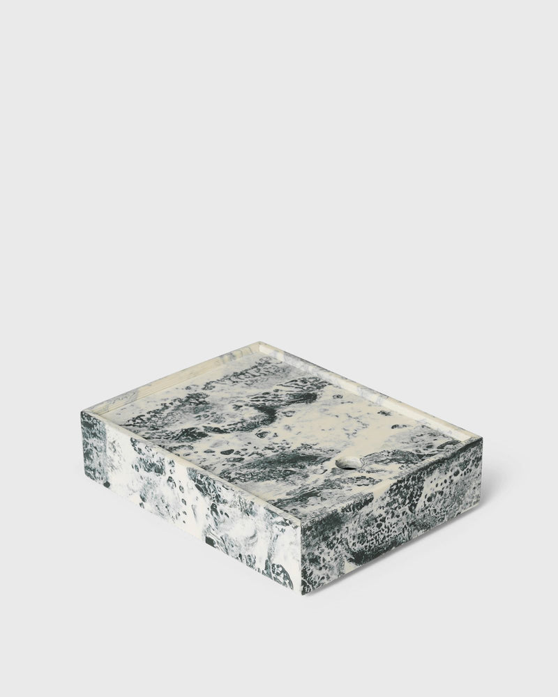 Ferm Living Mist Box-15x20-emeraldoff-white green|white