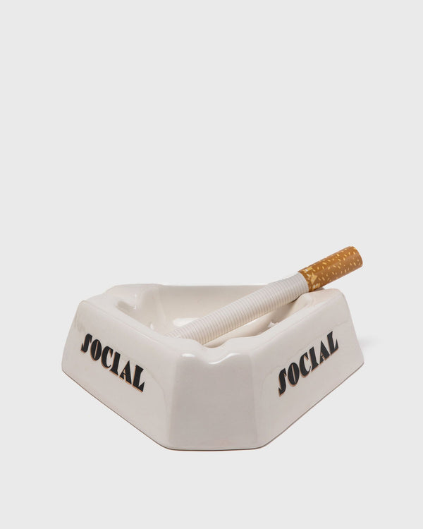 Seletti CENTREPIECE IN PORCELAIN - SOCIAL SMOKER-DIESEL LIVING white