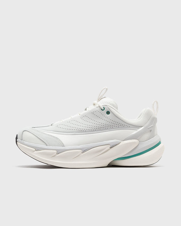 Hoka One One ELEVON X white