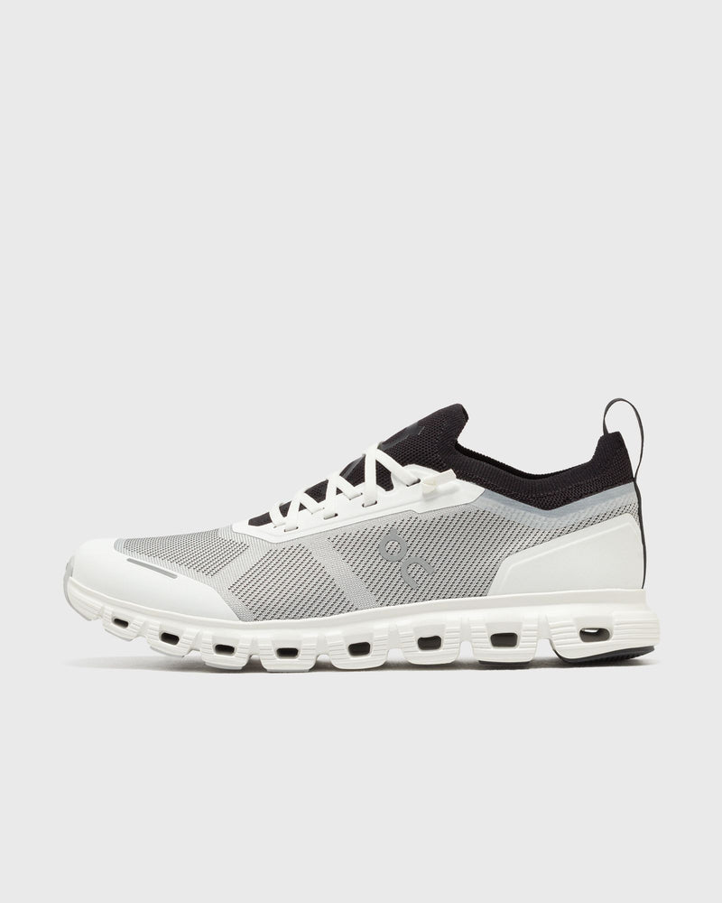 On Cloud 6 Versa White