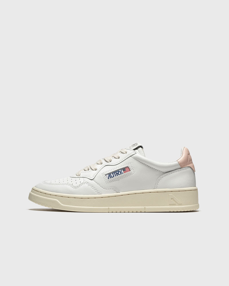 Autry Action Shoes Autry 01 LOW WOM white