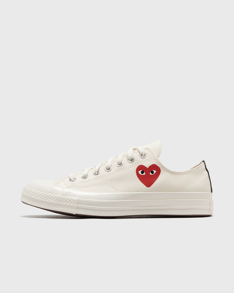 Comme des Garons Play X CONVERSE Chuck Taylor'70 Small Red Heart Low Top beige