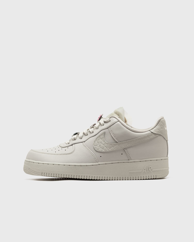 Nike WMNS AIR FORCE 1 LO PRM beige