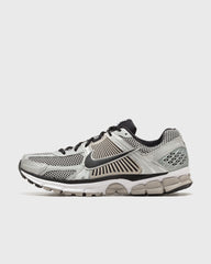Nike ZOOM Vomero 5 grey