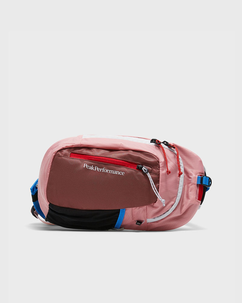 Peak Performance Outdoor Sling Bag 4,5L Pink