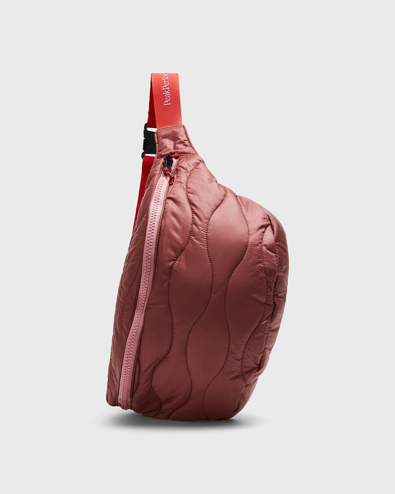 Peak Performance Helium Bum Bag Red