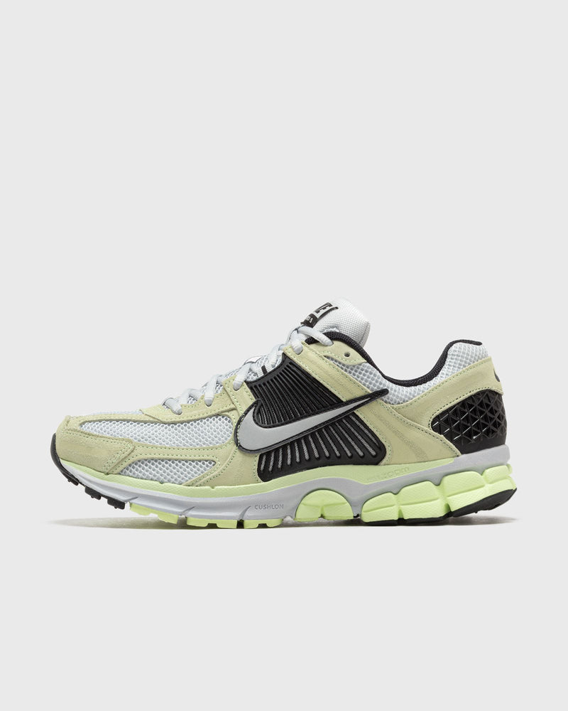 Nike ZOOM VOMERO 5 green