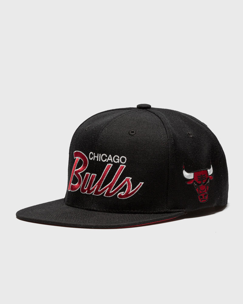 Mitchell & Ness NBA TEAM SCRIPT 2.0 SNAPBACK CAP CHICAGO BULLS black