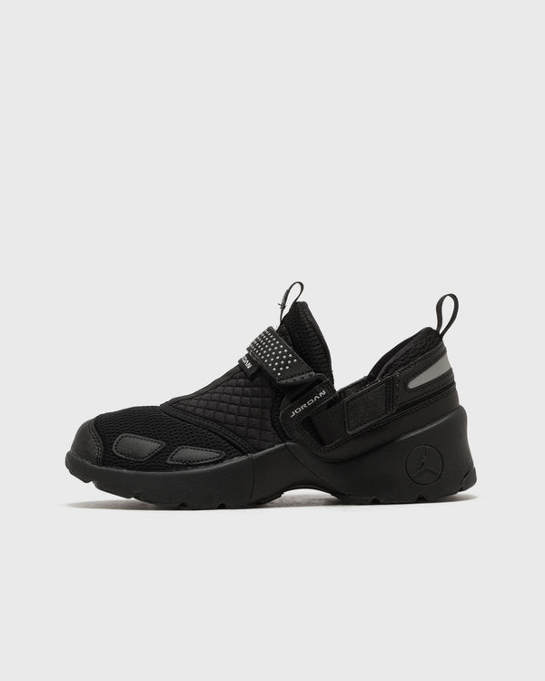 Jordan WMNS TRUNNER LX black