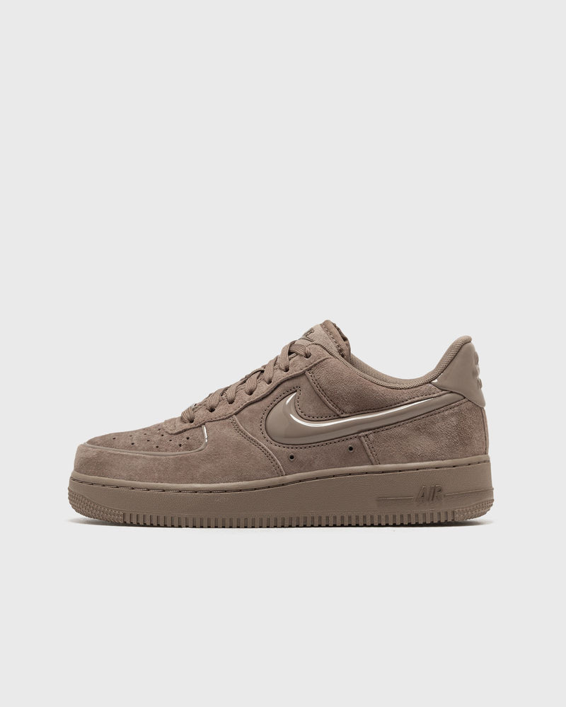 Nike WMNS AIR FORCE 1 '07 brown