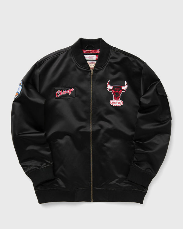 Mitchell & Ness NBA TEAM LEADER SATIN BOMBER VINTAGE LOGO CHICAGO BULLS black