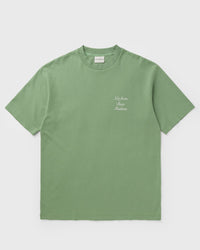 Drôle de Monsieur le T-Shirt Slogan Calligraphy Green