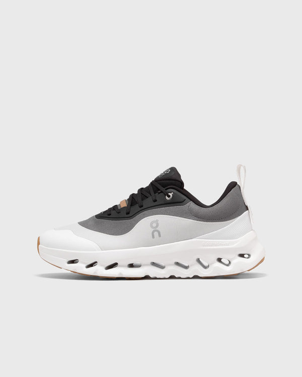 On X LOEWE CLOUDTILT 2.0 black|white