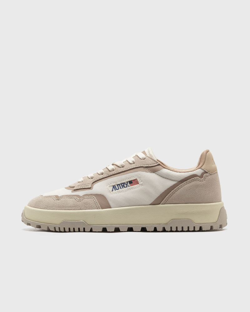 Autry Action Shoes WILDPACE LOW beige