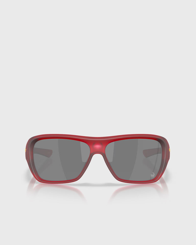 Oakley Chaminade red