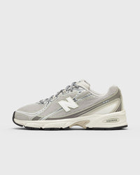 New Balance 740 Grey