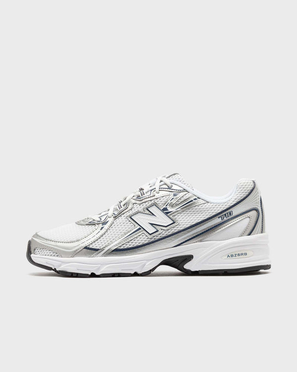 New Balance 740 silver