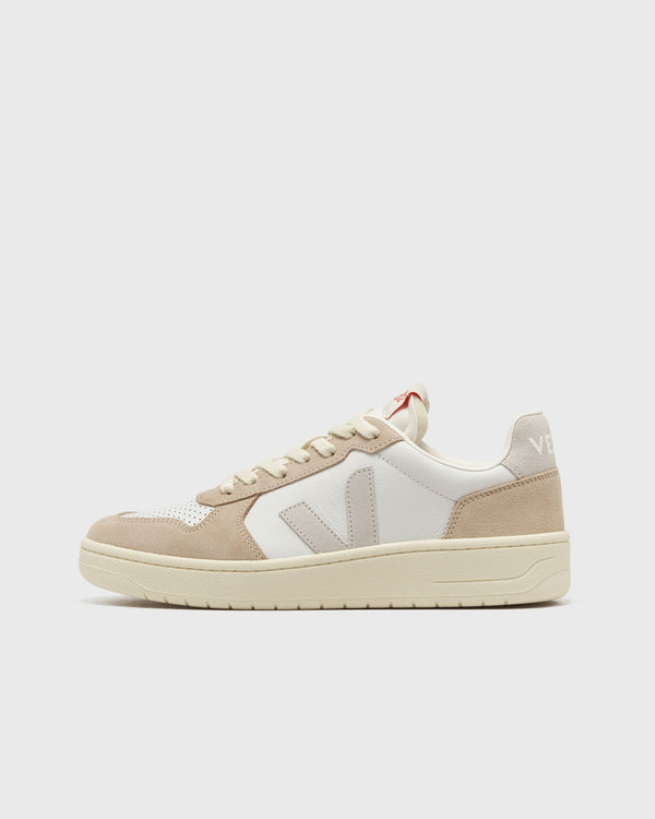 Veja GRAINED LEATHER white