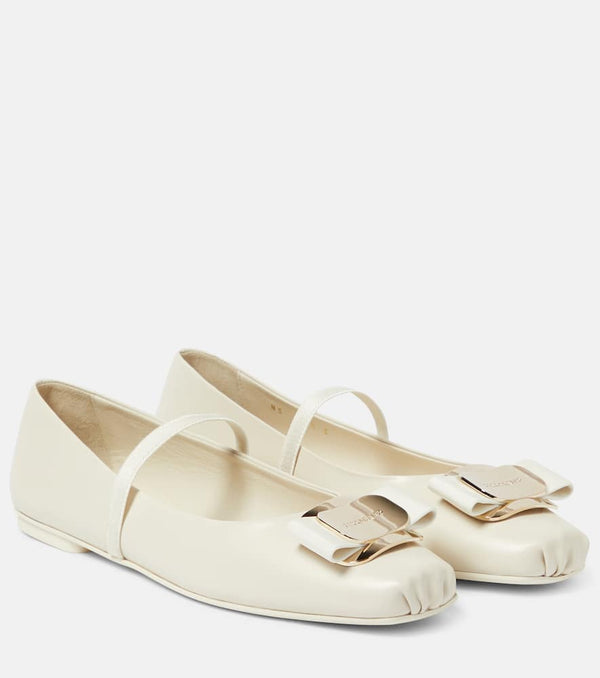 Ferragamo Zina leather ballet flats