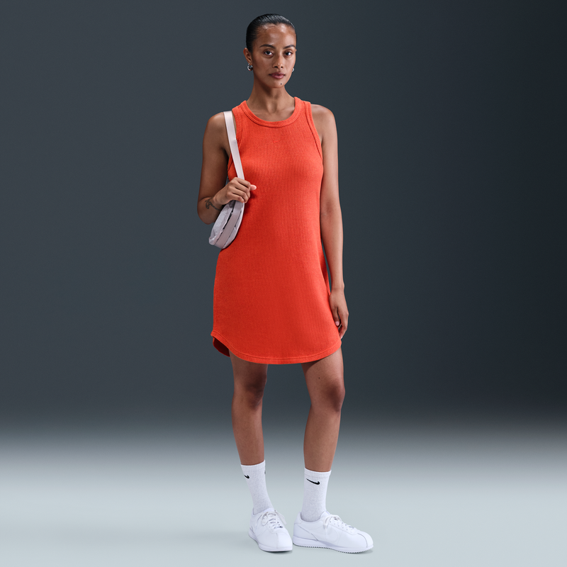 Vestido de tirantes con diseño tipo waffle para mujer Nike Sportswear Chill Knit Rojo
