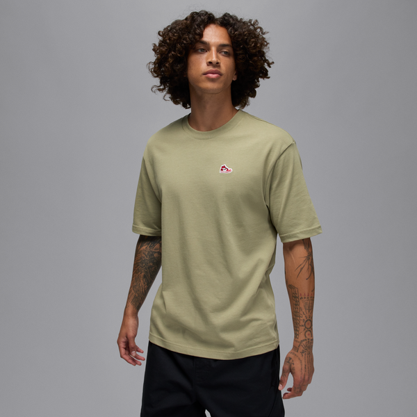 Playera Con Parche De Tenis Para Hombre Jordan Brand Marrón