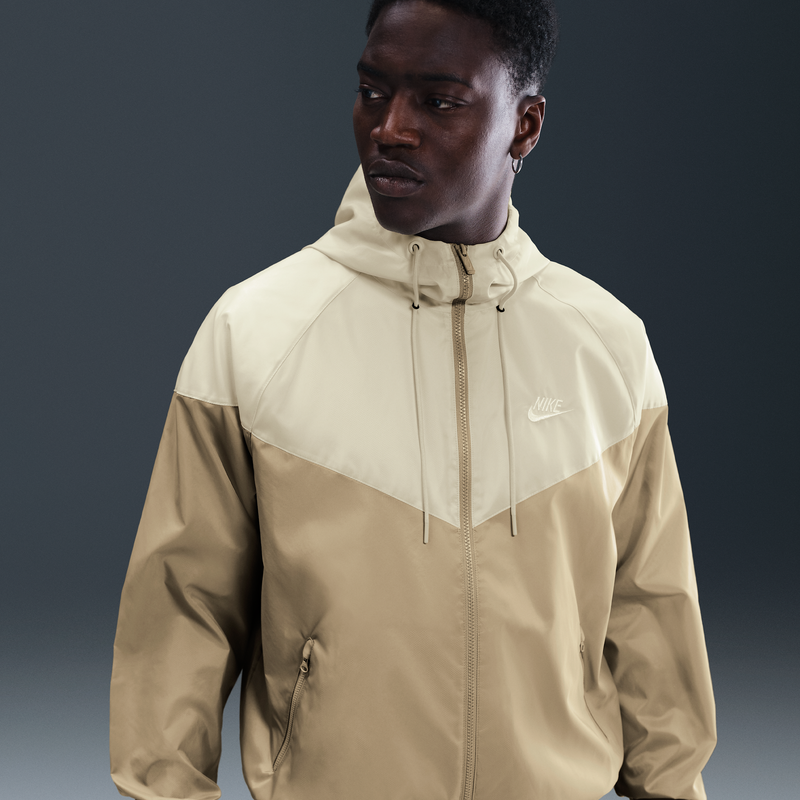 Chamarra Con Gorro Para Hombre Nike Sportswear Windrunner Marrón