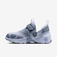 Tenis para mujer Jordan Trunner LX Gris