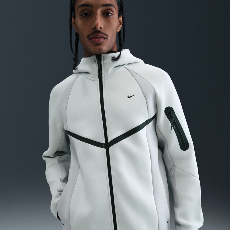 Chamarra Windrunner Para Hombre Con Tecnología Nike Tech De Tejido Fleece Con Cierre Completo Y Bloques De Color Gris