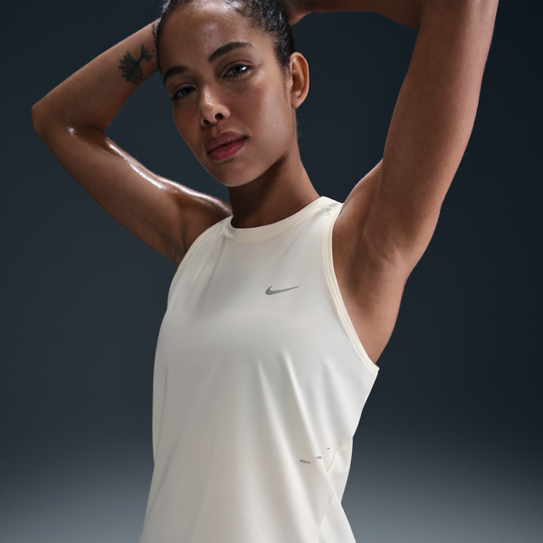 Camiseta De Tirantes De Correr Dri-Fit Para Mujer Nike Swift Blanco