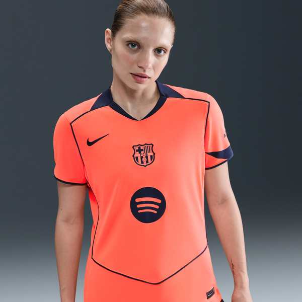 Jersey De Fútbol Nike Dri-Fit Total 90 Replica Del Fc Barcelona Alternativo 2025/26 Stadium Para Mujer Naranja