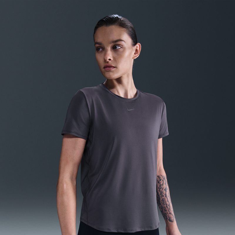 Playera de manga corta Dri-FIT para mujer Nike One Classic Gris