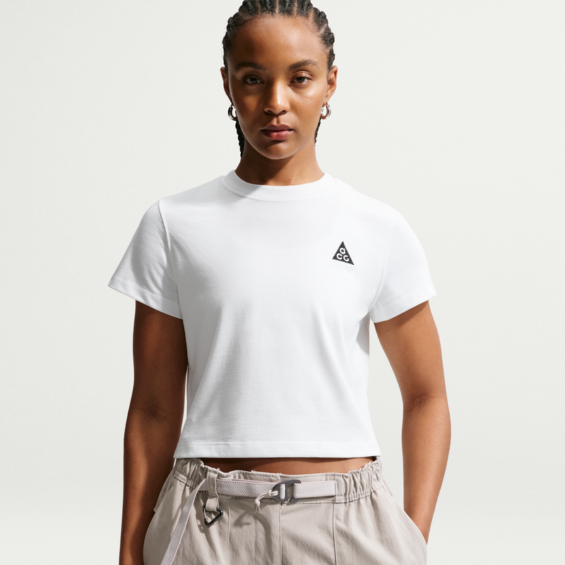 Playera de manga corta Dri-FIT para mujer Nike ACG