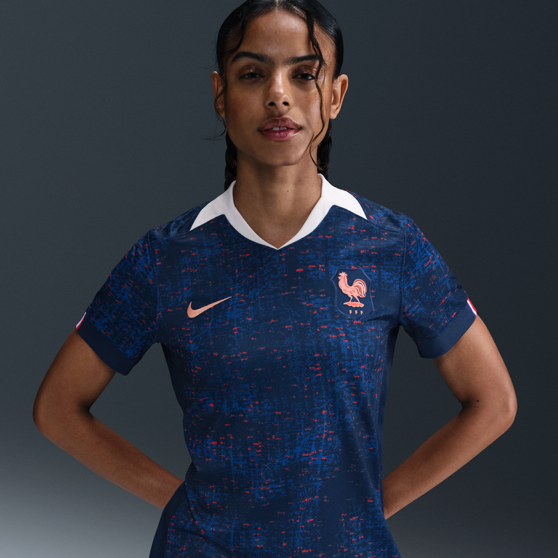 Jersey De Fútbol Nike Dri-Fit Replica De Fff Local 2025 Stadium (Equipo Femenino) Para Mujer Azul