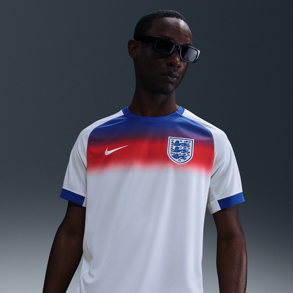 Jersey De Fútbol Nike Dri-Fit Replica De Inglaterra Local 2025 Stadium (Equipo Femenino) Para Hombre Azul