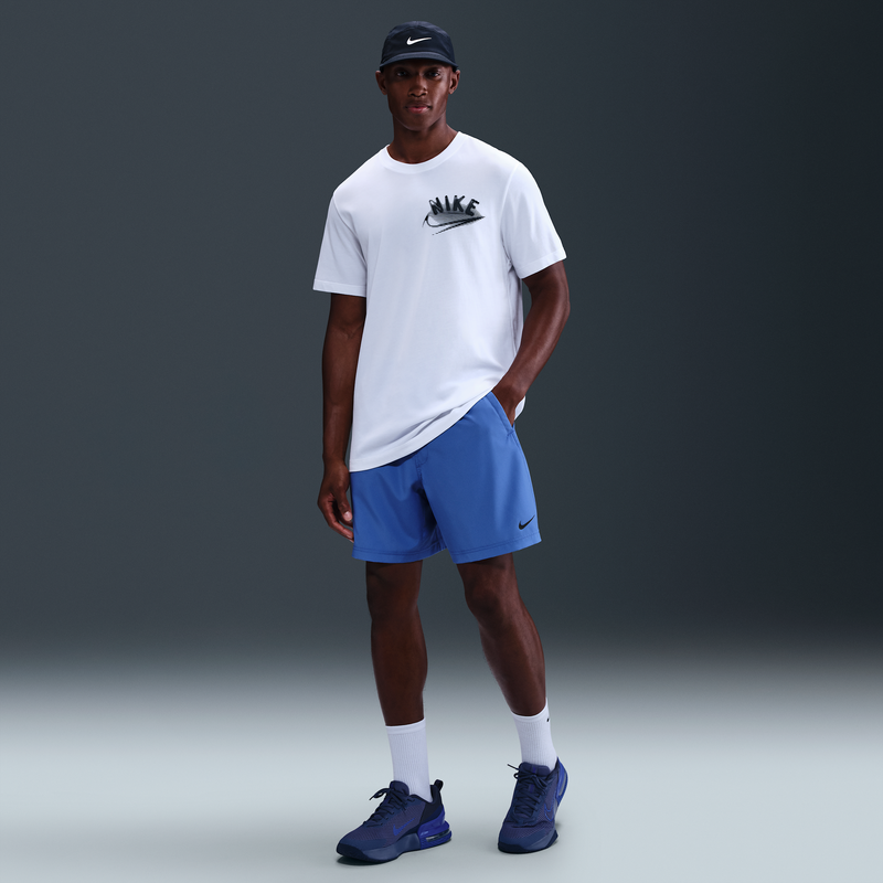 Shorts Dri-FIT de 18 cm versátiles sin forro para hombre Nike Form Azul