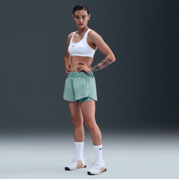 Shorts Dri-Fit 2 En 1 De Tiro Medio De 8 Cm Para Mujer Nike One Verde