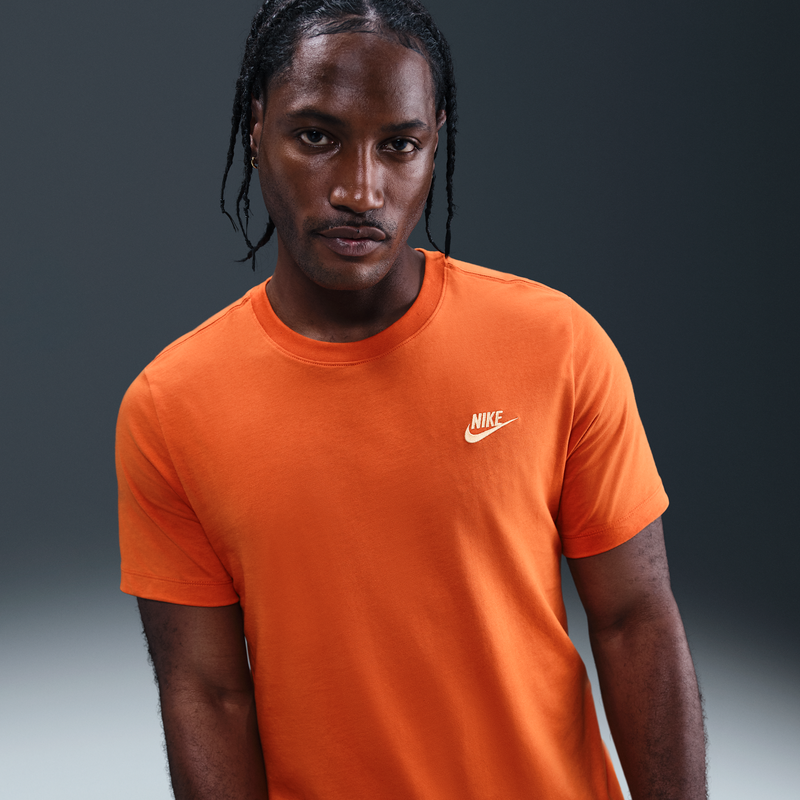 Playera Para Hombre Nike Sportswear Club Naranja
