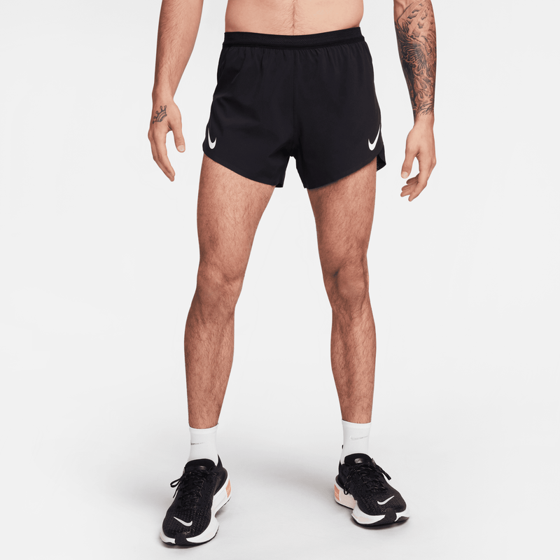 Shorts de correr Dri-FIT ADV de 10 cm con forro de ropa interior para hombre Nike AeroSwift Negro