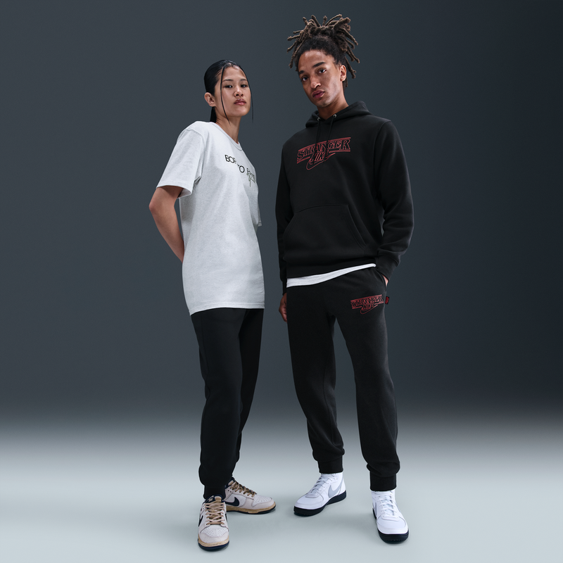 Pantalones de tejido Fleece para hombre Nike x Stranger Things Negro