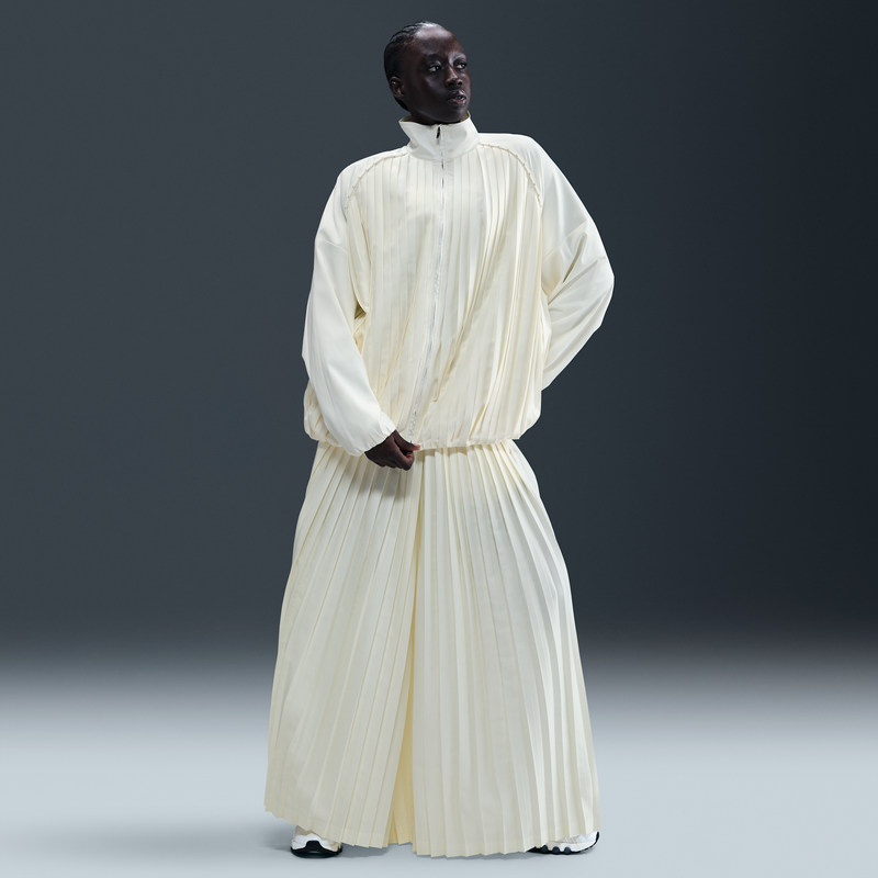 Pants Deportivos De Tiro Medio Plisados Para Mujer Nike Sportswear Collection Blanco