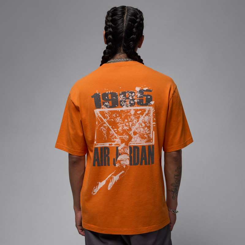 Jordan Brooklyn Playera Oversized Con Gráfico Para Hombre Naranja