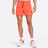 Shorts de correr Dri-FIT de 13 cm con forro de ropa interior para hombre Nike Stride Rojo