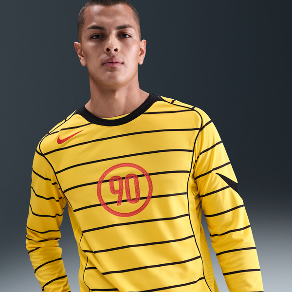 Playera De Fútbol De Manga Larga Dri-Fit Para Hombre Nike Total 90 Amarillo