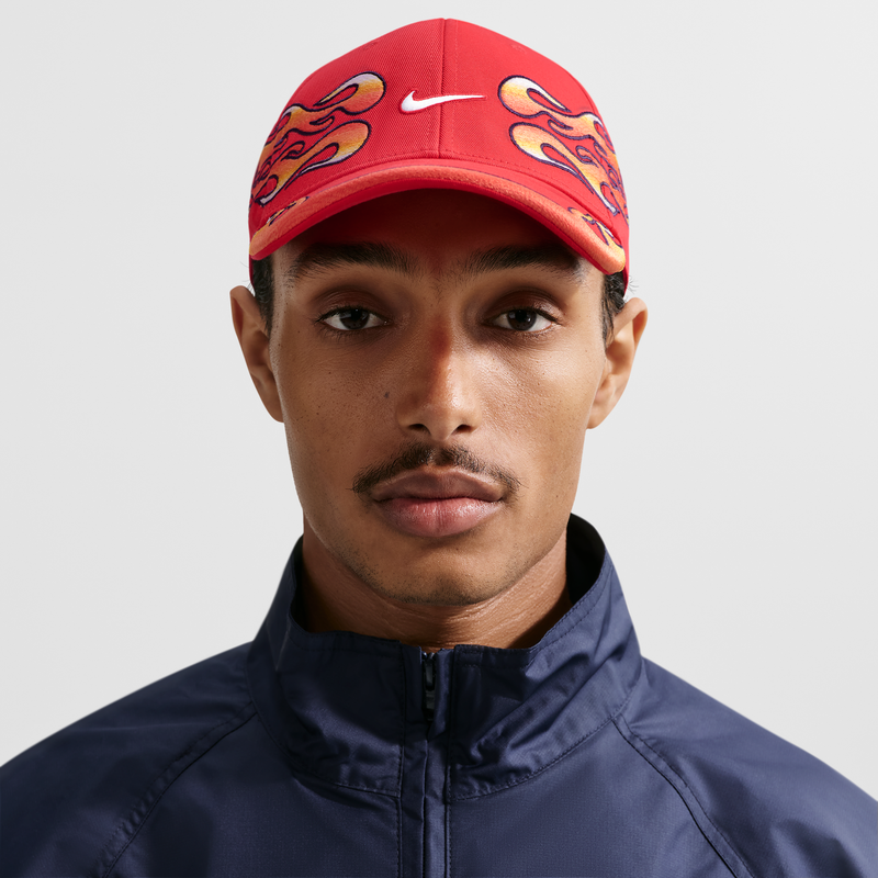 Gorra Nike Club con estructura OG Flame Rojo